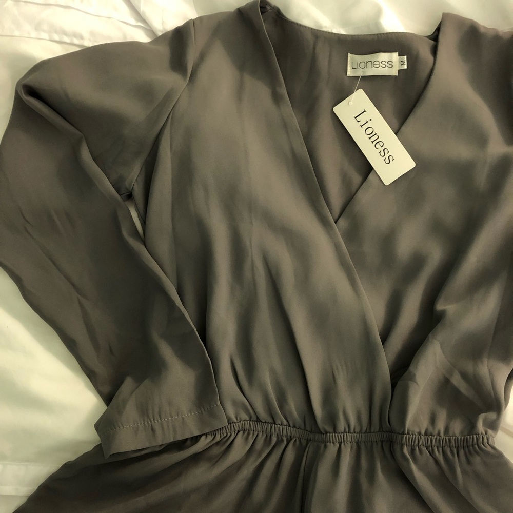 Lioness romper - Picture 2 of 5